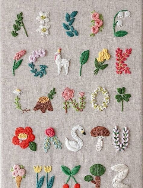 Embroidery Stitches Flowers, Simpul Makrame, Embroidery Stitches Beginner, Embroidery Stitches Tutorial, Pola Sulam, Brazilian Embroidery, Embroidery Flowers Pattern, Embroidery On Clothes, Simple Embroidery