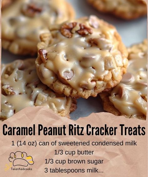 Caramel Peanut Ritz Cracker Treats, Ritz Candy, Cracker Treats, Ritz Cracker Toffee, Ritz Cracker Recipes, Easy Christmas Candy Recipes, Cracker Toffee, Snack Mixes, Ritz Cracker