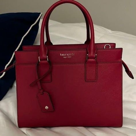 Late Spade Purse, Kate Spade Bag Aesthetic, Kate Spade Purse Aesthetic, Kate Spade Purse Outfit, Red Purse Aesthetic, Kate Spade Aesthetic, Kate Spade Red Bag, Spencer Pll, Red Kate Spade Purse