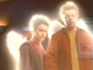 Mick & Pnub from Idle Hands It Miniseries, Devon Sawa, Seth Green, Idle Hands, Hands Icon, Dvd Covers, Scott Pilgrim, The Shining, Film Stills