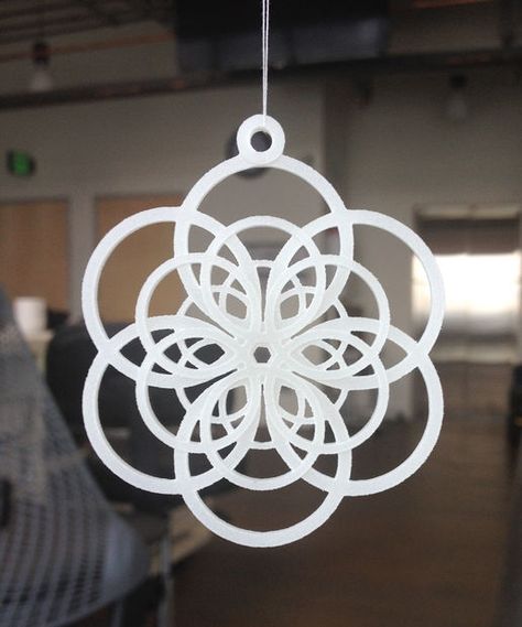 Picture of 3D Printed Ornament #3dprinting Please join our FB chat and have a new look at our website for wonderful specials on 3d scanning and enjoy our coaching articles. http://www.3d-printing-sa.co.za/pages/prusa-i3-3d-printer 3d Printing Christmas Ideas, 3d Printed Ornaments Diy, 3d Printing Ornament, Christmas Ornaments 3d Print, 3d Printer Ideas, 3d Printed Snowflakes, 3d Printing Architecture, Cool Calendars, 3d Scanning