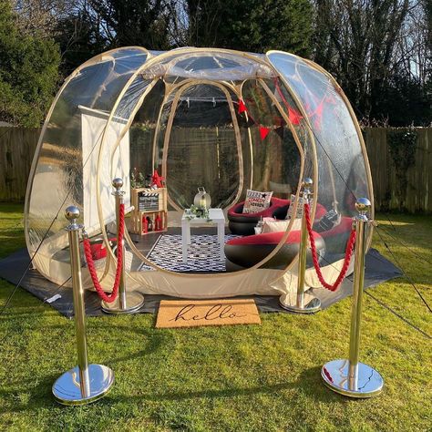 The Little Sleepover Company on Instagram: “💕💕INTRODUCING 💕💕 The latest edition to The Little Sleepover Company Ltd .... Bubble Tents 💕💕 (Just waiting on lights and chandelier…” Bubble Tents, Birthday Event Ideas, Outside Movie, Sleepover Tents, Outdoor Movie Theater, Movie In The Park, Sleep Under The Stars, Glamping Party, Outdoor Date