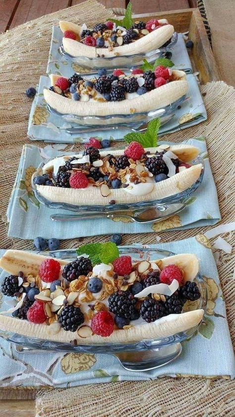 Super Easy Healthy Meals Clean Eating, Dinner Recipes For A Large Group, Fruititarian Recipes, Healthy Recipes Kids Will Love, Carbless Breakfast, Super Easy Breakfast Ideas, Weightless Workout, Healthy Family Breakfast, Healthy Simple Snacks