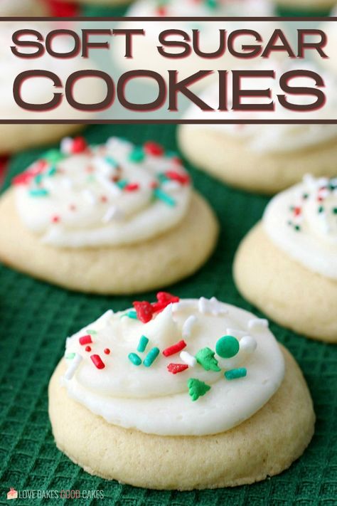 If you're looking for the BEST Soft Sugar Cookies - look no further! They're perfect for the holiday season, birthdays, or any time you want a sweet treat! Loft Cookies Recipe, Soft Christmas Sugar Cookies, Sugar Cookie Recipe Sallys Baking, Soft And Fluffy Sugar Cookies, Fluffy Soft Sugar Cookies, Soft Sugar Cookies With Icing, Christmas Sugar Cookies Soft, Texas Meals, Best Soft Sugar Cookies