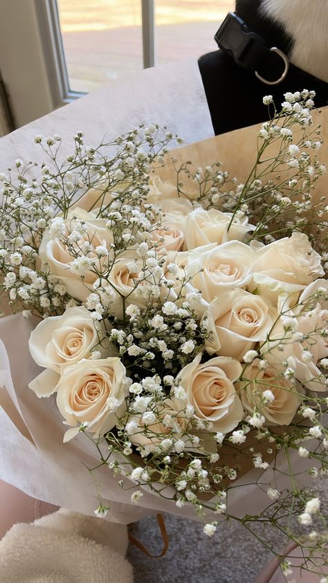 White Flower Bouquet, Luxury Flower Bouquets, Prettiest Bouquet, Boquette Flowers, Flowers Bouquet Gift, Flower Therapy, Tapeta Pro Iphone, Beautiful Bouquet Of Flowers, Luxury Flowers