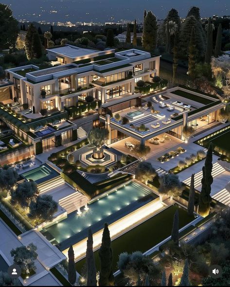 $80 Million Beverly Hills Mansion 🏡😍
.
.
.
#beverlyhills #mansion #home #luxurymansion #modernarchitecture #modernhome Dream House Pictures, Castle House Design, Big Mansions, Beverly Hills Mansion, Luxury Houses Mansions, Mansion Designs, Mega Mansions, Dream Life House, Castle House