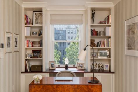 Simple Wood Desk, Desk In Front Of Window, Home Office With Built Ins, Simple Wooden Desks, Built In Bookshelves, Traditional Home Office, Living Room Wood Floor, White Wood Floors, Office Built Ins