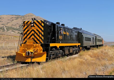 Heber Valley Railroad, Paper Train, Railroad Pictures, Rail Road, Electric Train, Train Photography, Utah Usa, Train Pictures, Diesel Locomotive