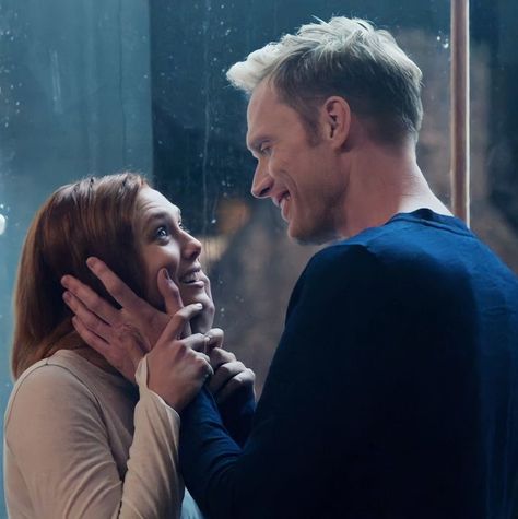 It Couple, Marvel Couples, Paul Bettany, Elizabeth Olsen Scarlet Witch, Arte Van Gogh, Scarlet Witch Marvel, Scarlett Witch, Marvel Comic Universe, Wanda And Vision