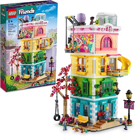 Lego Museum, Community Kitchen, Lego Friends Sets, Friendship Stories, Construction Lego, Shop Lego, Lego Modular, Games Kids, Lego Builder