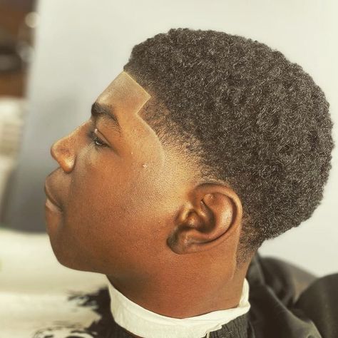 Low Taper Fade Haircut Curly Hair Black, Taper Fade Haircut Black Short Hair, Low Afro Fade, Taper Fade Short Hair Black, Tapered Hairline Black Men, Black Man Taper Fade, Short Taper Fade Haircut Black Men, Low Afro Taper Fade Black Men, Tapper Fade Black Men Haircut