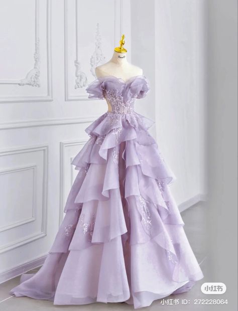 Lilac Prom Dresses, Stunning Prom Dresses, 파티 드레스, Princess Ball Gowns, Gowns Prom, Prom Dress Inspiration, Cute Prom Dresses, Ball Gowns Evening, Pretty Prom Dresses