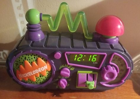 Childhood Memories 2000, 2000s Nostalgia, Invader Zim, Room Makeover Inspiration, Dream House Decor, Cool Items, Dream Room, Alarm Clock, Room Makeover