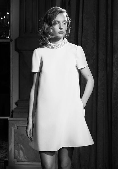 Short White Dress, Short Shift Dress, Bridal Trends, 파티 드레스, Shift Dresses, Bridal Fashion Week, Viktor & Rolf, Dress Crafts, 1960s Fashion