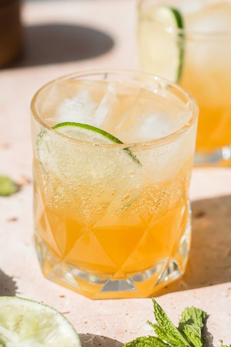 Bourbon Mule Recipe, Bourbon Mule, Pineapple Mule, Ginger Beer Drinks, Mule Drink, Brown Sugar Simple Syrup, Mint Drink, Pineapple Mint, Mule Recipe