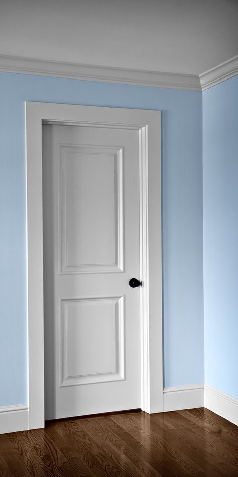 Modern Door Casing, Modern Door Trim, Door Casing Ideas, Pintu Interior, Baseboard Styles, Modern Trim, Interior Window Trim, Door Frame Molding, Interior Door Trim