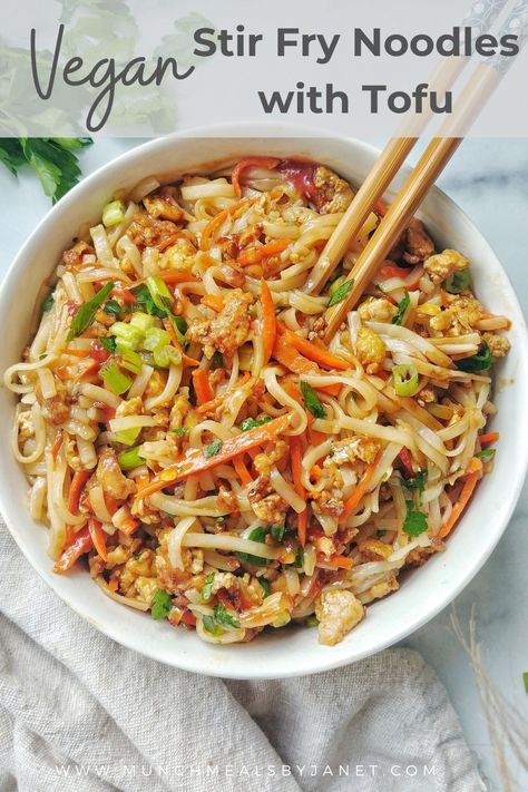 Tofu Recipes With Rice Noodles, Vegan Rice Noodle Stir Fry, Tofu Rice Noodle Bowl, Vegetable Rice Noodles, Tofu With Rice Noodles, Crispy Tofu Meals, Teriyaki Tofu Noodles, Crispy Tofu Noodles, Tofu Carrot Recipe