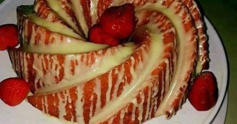 Heat oven to 350. Butter and flour one 8.5 x 4.5 inch loaf pan and set aside. Strawberry Lemonade Pound Cake Recipe, Strawberry Lemonade Pound Cake, Pumpkin Roll Cake, Easy Cakes To Make, Heavenly Recipes, Strawberry Cake Recipes, Cheesecake Desserts, Raspberry Cheesecake, No Cook Desserts