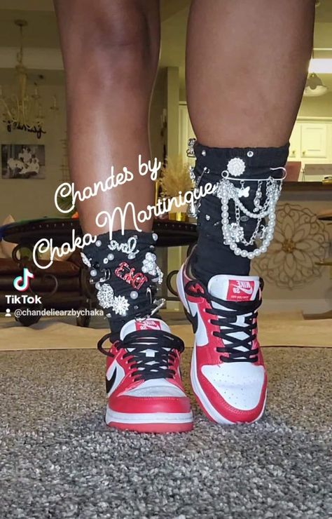 Junk Socks Diy, Junk Socks, Funky Junk Decor, Bling Socks, Senior Jeans, Plus Size Baddie, Custom Sneakers Diy, Trousers Pattern, Crocs Fashion