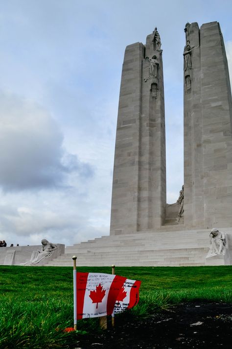 Homeschool Essentials, Vimy Ridge, Canadian Soldiers, I Am Canadian, Canadian Armed Forces, Simply Blessed, Canada Eh, Learn History, Red Friday