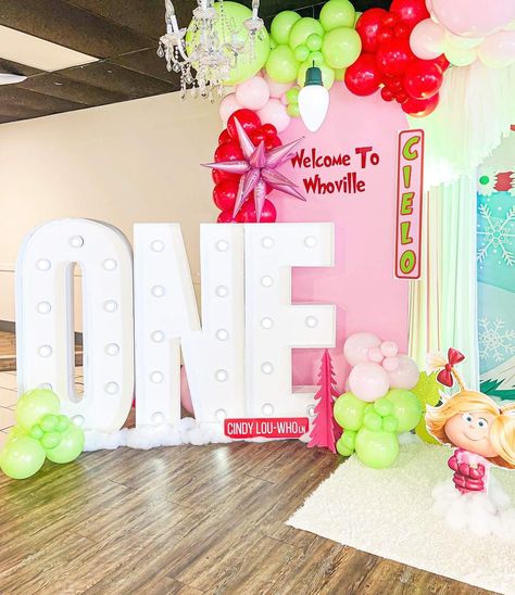 Grinch Birthday Party Ideas | Photo 2 of 9 | Catch My Party She’s A Sweet One Grinch Birthday, She’s A Mean One Birthday Party, Whoville First Birthday, Cindy Lou Birthday Party, Grinch Birthday Party Centerpieces, Pink Grinch Party, Cindy Lou Who Birthday Party, Grinch 1st Birthday Party Decorations, Whoville Birthday Party Ideas