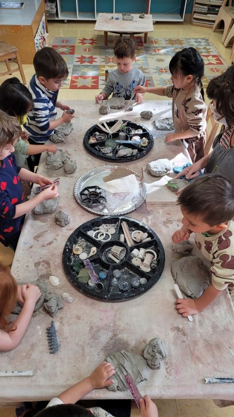 In the Art Studio at PSA, we have begun to use a lab model, where the whole school spends extended weeks exploring a particular medium or language. Since September, we have been working with the language of clay. The choice to use clay as our first language to experience was made with great intention and thought, based on clay’s expressivity and grounding properties. It is a perfect medium to explore and hone motor ability, dexterity and skill. Clay Play Preschool, Clay For Preschoolers, Clay Reggio Emilia, Clay Art Preschool, Clay Provocation Reggio, Clay Preschool Activities, Clay Activities For Preschoolers, Loose Parts Play Preschool, Pottery Activity