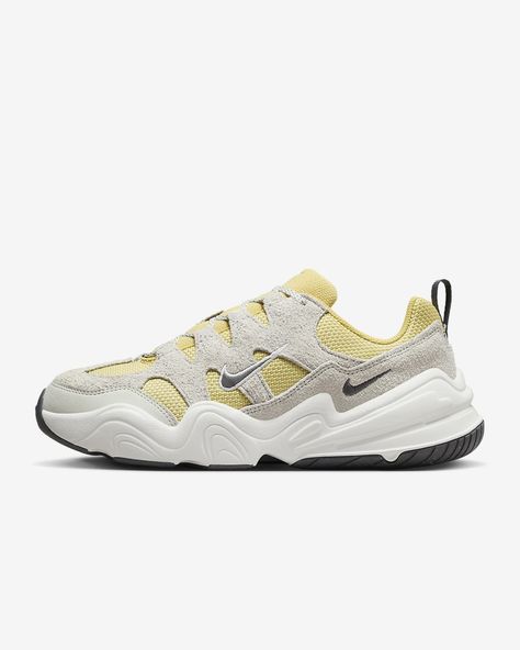 Nike Tech Hera Women's Shoes. Nike UK Nike Tech Hera, Nike Models, Spring Clothes, Nike Tech, Shoes Nike, Sneaker Head, Spring Outfits, Air Jordan, Women's Shoes