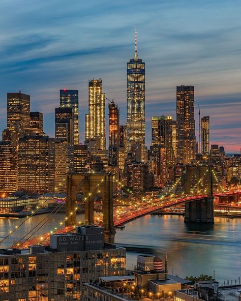 Good evening! Wishing you a happy Friday, May 10th, 2019 from all of us at Viewing NYC! Here's what the weather looks like in the City right now. World Trade Center Nyc, New York Wallpaper, Nyc Baby, New York Night, Nyc Aesthetic, Nyc Skyline, New York Life, New York Aesthetic, Nova York