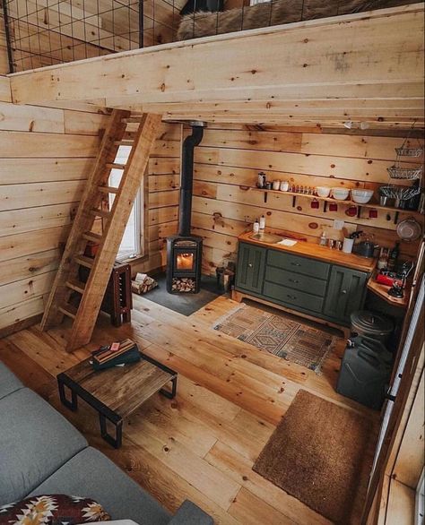 Design Case Mici, Design Casa Piccola, Tiny House Interior Design, Tiny Cabins, Cabin Interiors, Tiny Cabin, A Frame Cabin, A Frame House, Tiny House Interior