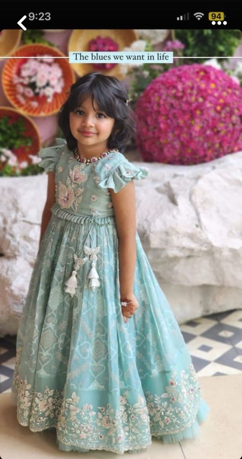 Baby Girl Dresses Traditional, Kids Dresses For Girls Indian, Traditional Frocks For Kids, Kids Indian Wear Designer, Traditional Dresses For Kids Girl, Baby Lehenga Designs, Frock Designs For Girl Kids, Frock Ideas For Kids, Pattu Pavadai Designs For Kids