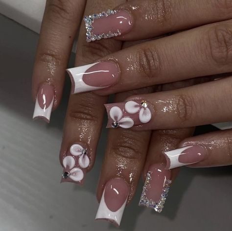 There's a new beauty trend taking over Instagram and it's absolutely stunning. Say hello to "quartz nails". Acrylic Toe Nails, Graduation Nails, May Nails, Colored Acrylic Nails, Girly Acrylic Nails, French Tip Acrylic Nails, Short Square Acrylic Nails, Long Acrylic Nails Coffin, Acrylic Nails Coffin Pink