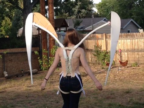 Cosplay Articulado Asa Estrutura COMPLETO TUTORIAL - ASAS PARTE 1 TUTORIAL Castiel Cosplay, Articulated Wings, Robot Costume, Wings Cosplay, Cosplay Wings, Laurel Tree, Robot Costumes, Costume Tutorial, Prop Making