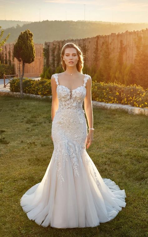 Christian Wedding Gowns, Eddy K, Wedding Dressses, Ivory Lace Wedding Dress, Elegant Cocktail Dress, Wedding Gowns Mermaid, Designer Bridal Gowns, New Wedding Dresses, Relationship Status