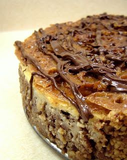 Weevalicious Recipes: Praline Cheesecake Praline Cheesecake, Yummy Cheesecake, A Piece Of Cake, Piece Of Cake, Yummy Sweets, How Sweet Eats, Eat Dessert, Sweets Desserts, Decadent Desserts