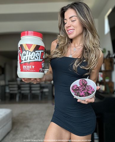 GHOST® WHEY x NUTTER BUTTER® "CHOCOLATE" PROTEIN DOUGH BALLS Ghost Whey Protein Recipes, Ghost Nutter Butter Protein Recipes, Ghost Protein Powder, Ghost Protein Powder Recipes, Protein Dough, Ghost Protein, Devotion Protein, Whey Protein Recipes, Protein Cereal