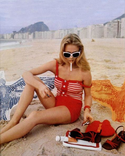 L'Officiel Magazine, 1974 | #1970s #CandySays Isabel Lucas, Patti Hansen, Eleven Paris, 70s Inspired Fashion, Vintage Swim, Vintage Suits, 1970s Fashion, 70s Inspired, Vintage Beach