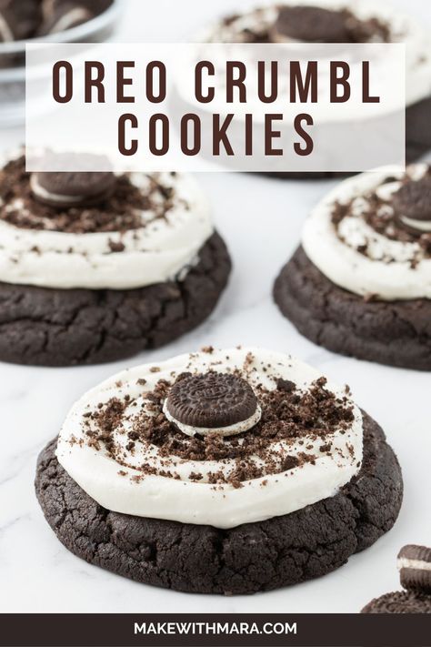 Soft Oreo Cheesecake Cookies, Oreo Crunch Cookies, Crumble Oreo Cookie Copycat, Oreo Crumbl Cookie Recipe, Oreo Crumble Cookies, Crumbl Cookies Chocolate, Crumble Cookies Copycat, Family Deserts, Cookie Copycat Recipes