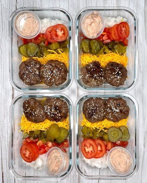 Work Meals Healthy, Bariatric Burger Recipes, Burger Patty Bowl, Meal Prep Big Family, Meal Prep That Reheats Well, Hamburger Lunch Ideas, Low Carb Burger Bowl, Healthy Burger Sides Dishes, Keto Lunch Ideas To Work Meal Prep