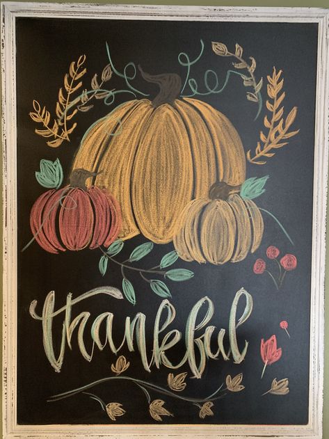 Thanksgiving Chalkboards Ideas, Chalk Art Thanksgiving, Chalkboard Art Thanksgiving, Fall Window Chalk Art, Chalkboard Thanksgiving Ideas, Thanksgiving Blackboard Ideas, Cute Fall Chalkboard Ideas, Fall Chalkboard Art Diy, November Chalkboard Art Calendar