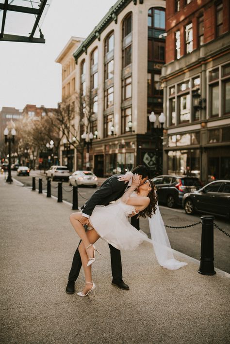 Classy Spring Wedding, Fun Photo Ideas, City Engagement Pictures, Downtown Providence, Black And White Wedding Photos, Courthouse Wedding Photos, City Wedding Photos, City Elopement, Cute Engagement Photos