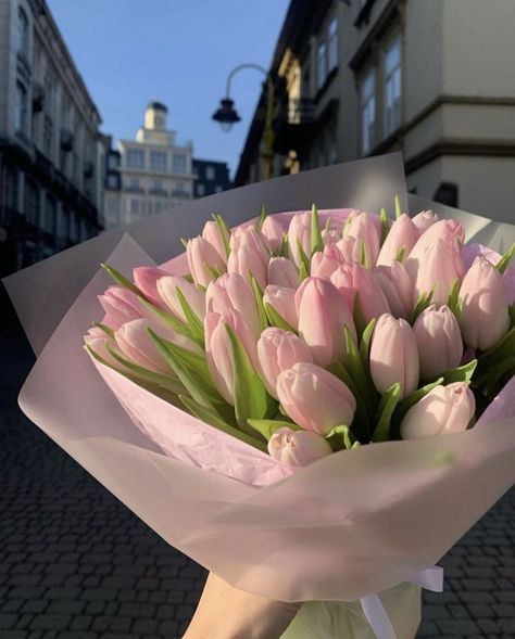 Pink Tulips Bouquet, Posca Marker, Boquette Flowers, Tulip Bouquet, Nothing But Flowers, Flower Therapy, Beautiful Bouquet Of Flowers, Luxury Flowers, Beautiful Flowers Pictures