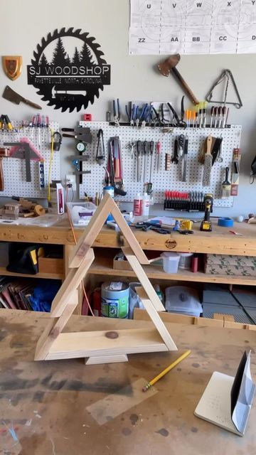 Scott J on Instagram: "It’s basically November, which means it’s basically Christmas time! The cut list for this project: 4 @ 6” long (cut as a parallelogram) 1 @ 6.5” (cut as a trapezoid) the rest will be cut this way. 1 @ 5 5/8” 1 @ 11 1/4” 1 @ 3” It should also be noted that this isn’t my design. #christmasdecor #christmas #woodshop #santascoming #maker" Christmas Tree Crafts Diy, Tre Kunst, Jul Diy, Christmas Diy Wood, At Home Decor, Christmas Crafts Diy Projects, Almost Christmas, Wooden Christmas Crafts, House Crafts