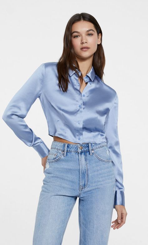 Short darted satin shirt - Women's fashion | Stradivarius United States Outfits Camisa, Outfit Trabajo, Business Clothing, Satin Crop Top, Crop Top Outfits, Satin Shirt, Collared Shirt, Business Outfits, Crop Shirt