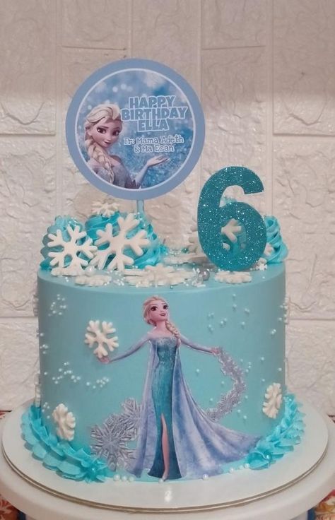 Frozen Elsa Cake Topper, Elsa Birthday Cake, Elsa Cake Toppers, Frozen Birthday Party Cake, Pastel Frozen, Frozen Themed Birthday Cake, Elsa Cake Frozen, Girls First Birthday Cake, Cake Designs For Girl