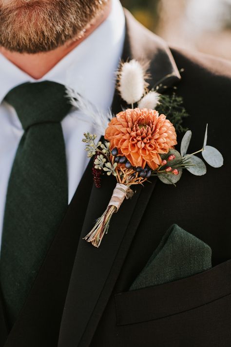 Orange And Black Wedding, Fall Groomsmen, Black Wedding Decor, Boutineer Wedding, Orange Boutonniere, Fall Boutonnieres, Rusting Wedding, Wedding Color Scheme, Groomsmen Boutonniere