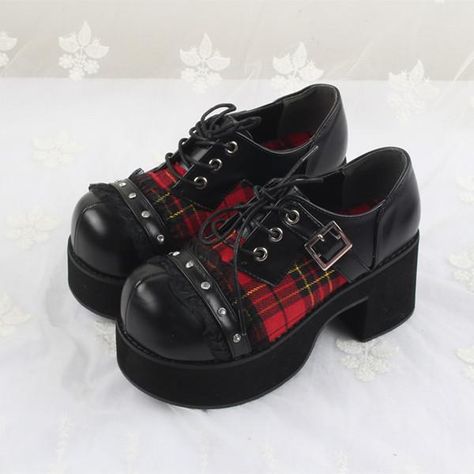 Japanese retro Harajuku punk lace-up shoes YV40751 Harajuku Punk, Goth Shoes, Y2k Aesthetic Fashion, Punk Shoes, Dr Shoes, Kawaii Shoes, Shoes World, Chunky High Heels, Aesthetic Shoes