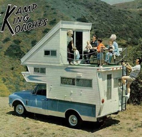 Camper Vintage, Kombi Motorhome, Rv Holiday, Camping Vintage, Truck Caps, Vintage Rv, Mini Camper, Cool Campers, Retro Campers