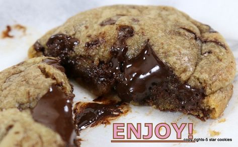 5 Star Cookies 5 Star Chocolate, Freeze Pizza Dough, Chocolate Chip Cookie Recipes, Empire Cookie, Best Pizza Dough, Easy Homemade Pizza, Chocolate Chip Cookie Recipe, Star Cookies, Chip Cookie Recipe