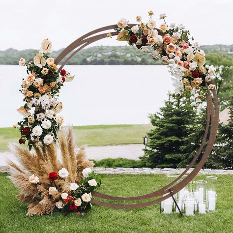 Balloon arch with flowers