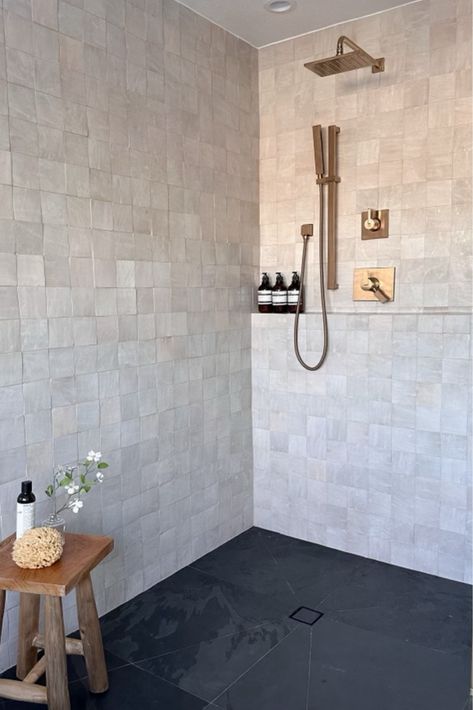 Black Pearl 24 Slate Floor Bathroom Ideas, Dark Shower Floor Tile, Primary Bathroom Shower Ideas, Dark Shower Floor, Bathroom With Dark Floors, Dark Shower Tile, Black Floor Bathroom Ideas, Master Shower Ideas, Black Floor Bathroom